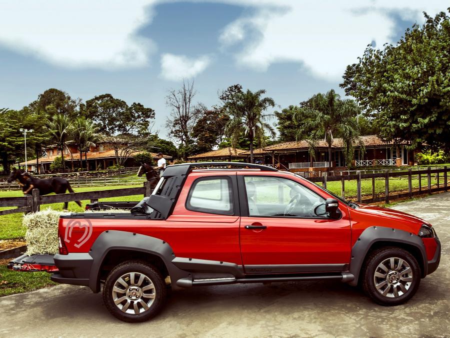 Fiat Strada Adventure CD Mangalarga Marchador 2013 года  (фото 6 из 8)
